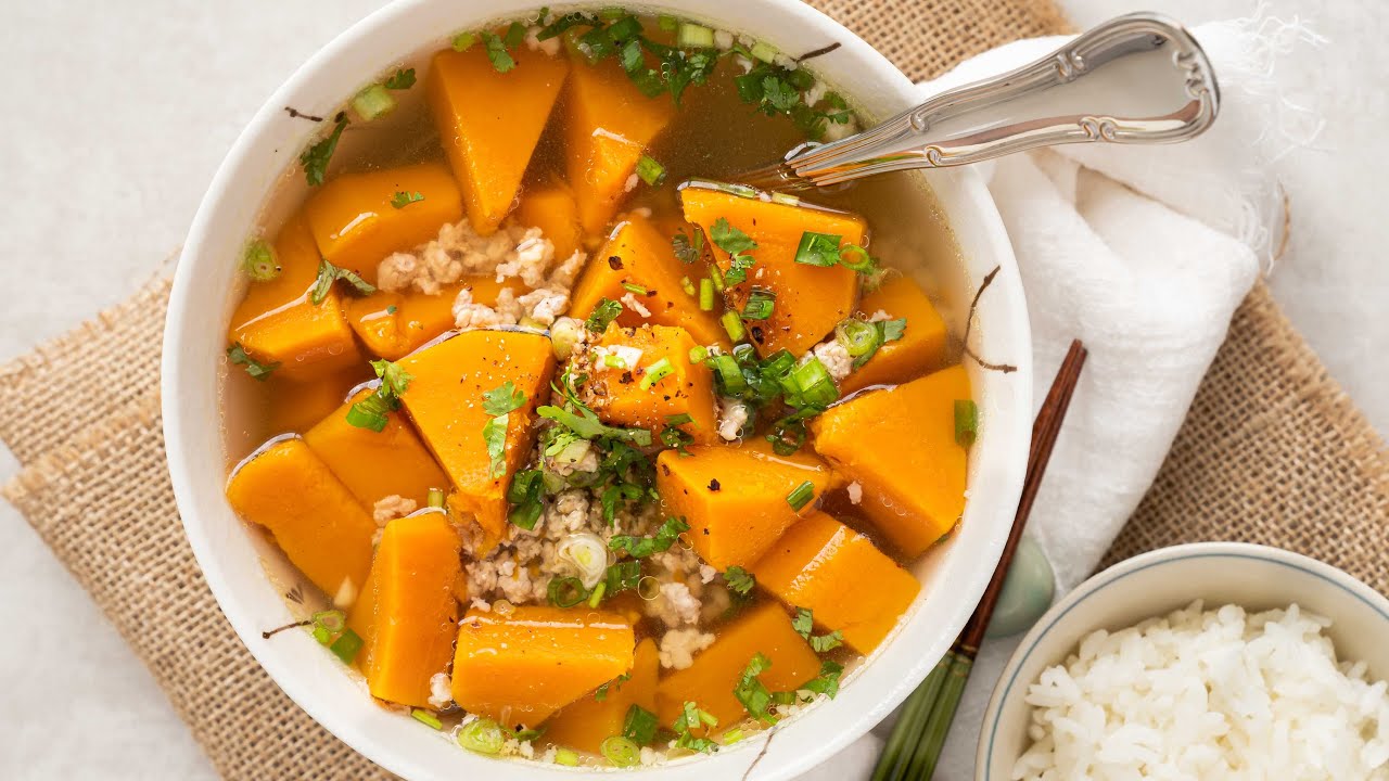 Vietnamese Pumpkin Soup
