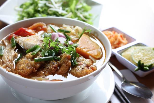 vietnamese fish cake soup