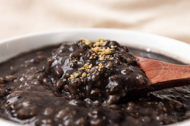 Champorado (Filipino Chocolate Rice Pudding) Recipe