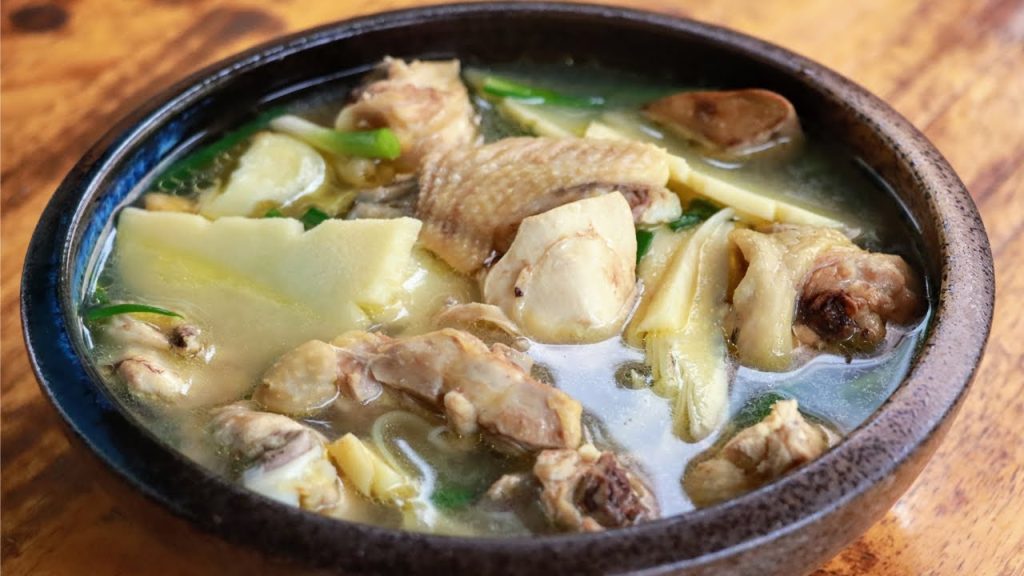 Vietnamese Bamboo Shoot Soup With Chicken