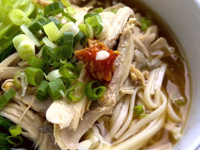 Vietnamese Bok Choy Soup With Chicken