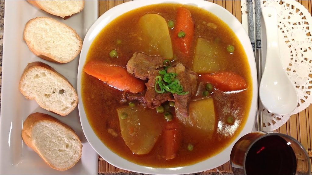 Vietnamese Ragu Soup With Chicken