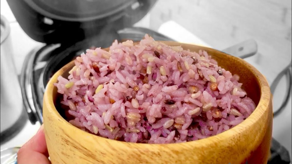 Perfect Korean Purple Rice Every Time (In a Rice Cooker)