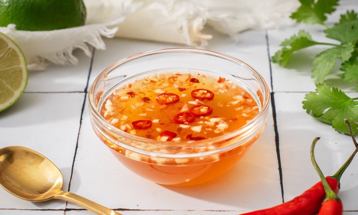 Vietnamese Fish Sauce Recipe (Nước Chấm)